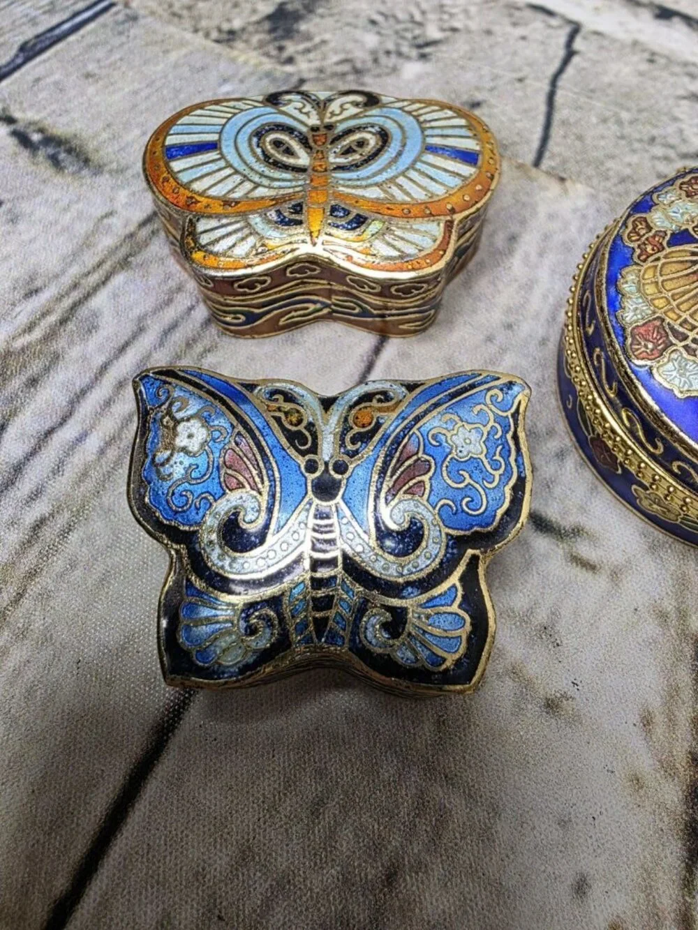 Vintage Cloisonne Enameled Pill Trinket Boxes Butterfly Floral Set Of 3 Blues